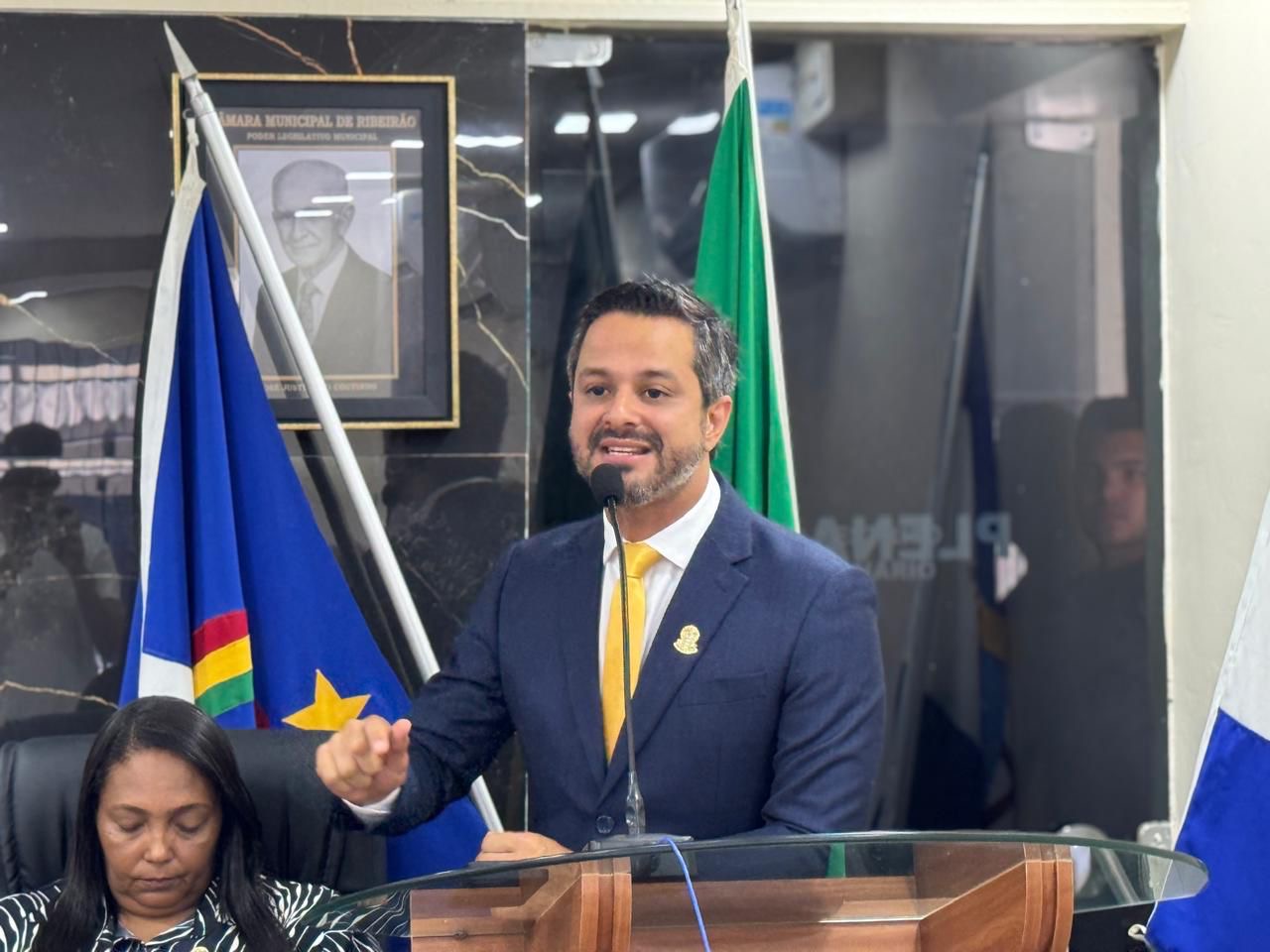 Leia mais sobre o artigo Vereador Lêimisson Cravo destaca compromisso com transparência e fortalecimento do Legislativo na primeira sessão de 2026