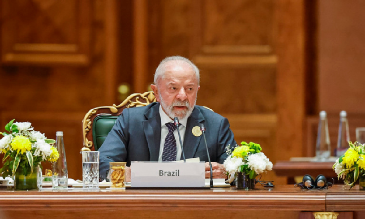 Leia mais sobre o artigo Lula cancela participação em cúpula sobre IA organizado pelo governo brasileiro