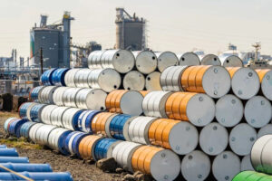 Leia mais sobre o artigo Opep+ elevará produção para conter tensão no petróleo