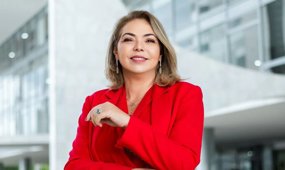 Leia mais sobre o artigo Liana Cirne aciona PGR e coloca presidente do PL na mira da justiça