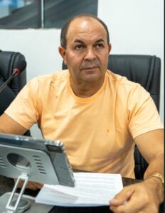 Leia mais sobre o artigo Rua Corrida ganha nova infraestrutura após solicitação do vereador Charles Motorista