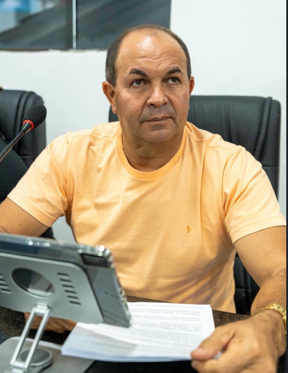 No momento, você está visualizando Rua Corrida ganha nova infraestrutura após solicitação do vereador Charles Motorista