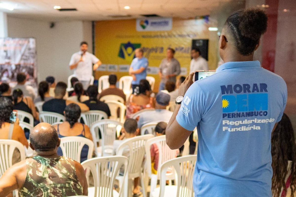 Leia mais sobre o artigo Prefeitura inicia processo de regularização fundiária na comunidade da Perquímica, em Prazeres