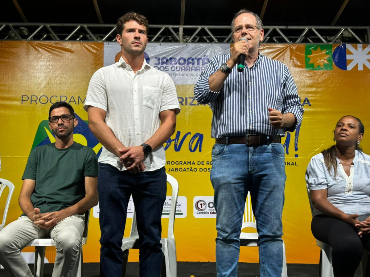 Leia mais sobre o artigo Regularização fundiária avança na Muribeca e reúne cerca de 700 moradores em reunião de partida