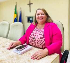 Leia mais sobre o artigo Vereadora Jeane Cândido propõe criação do Dia do Evangélico em Jaboatão dos Guararapes