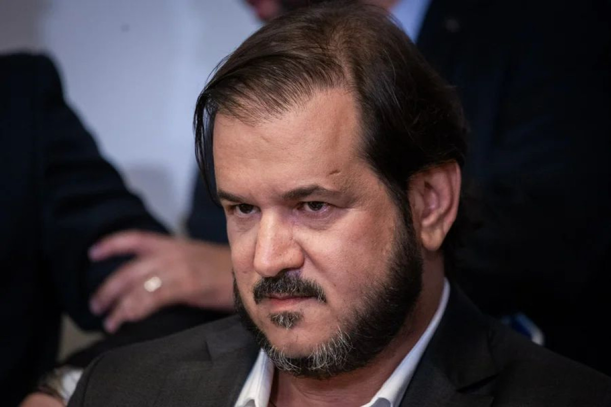 Leia mais sobre o artigo Rueda dizia que ganharia bilhões para intermediar venda do Master