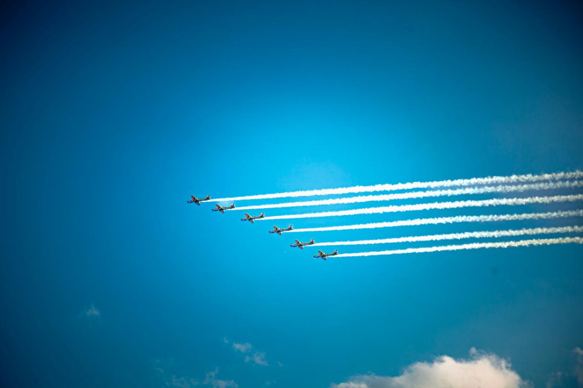Leia mais sobre o artigo Vereador Carlos Henrique prestigia apresentação da Esquadrilha da Fumaça nos 400 anos de Vitória de Santo Antão