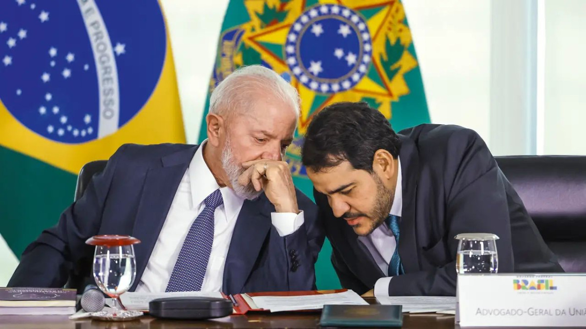 No momento, você está visualizando Lula decide enviar indicação de Messias ao STF e tenta destravar votação no Senado