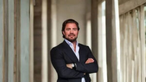 Leia mais sobre o artigo Documento do TCU sobre Banco Master aparece em celular de Vorcaro