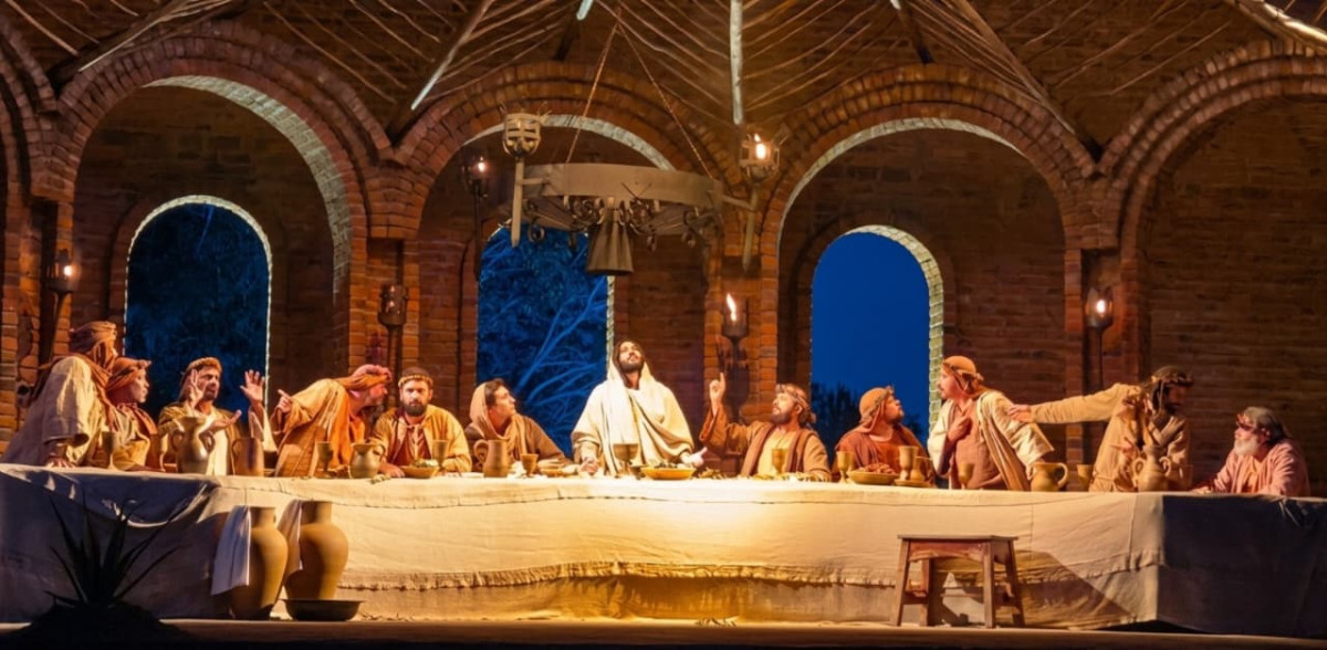 No momento, você está visualizando Raquel Lyra prestigia pré-estreia da Paixão de Cristo de Nova Jerusalém em celebração ao centenário de Plínio Pacheco