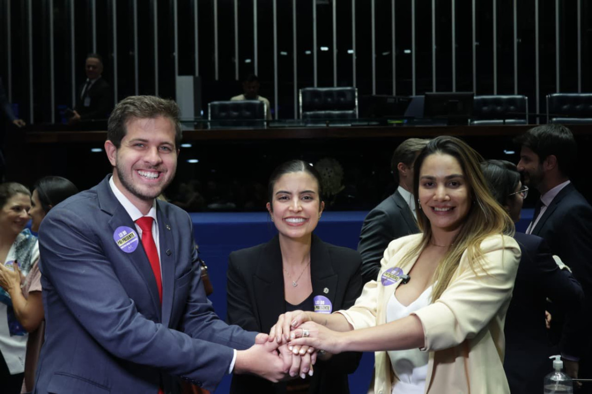 No momento, você está visualizando Lula sanciona ampliação da licença-paternidade