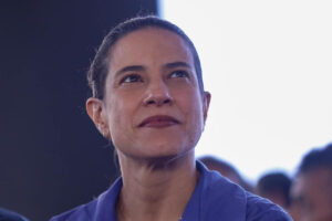 Leia mais sobre o artigo Raquel Lyra acelera, e diferença para João Campos cai de 31 para 8 pontos na Genial/Quaest