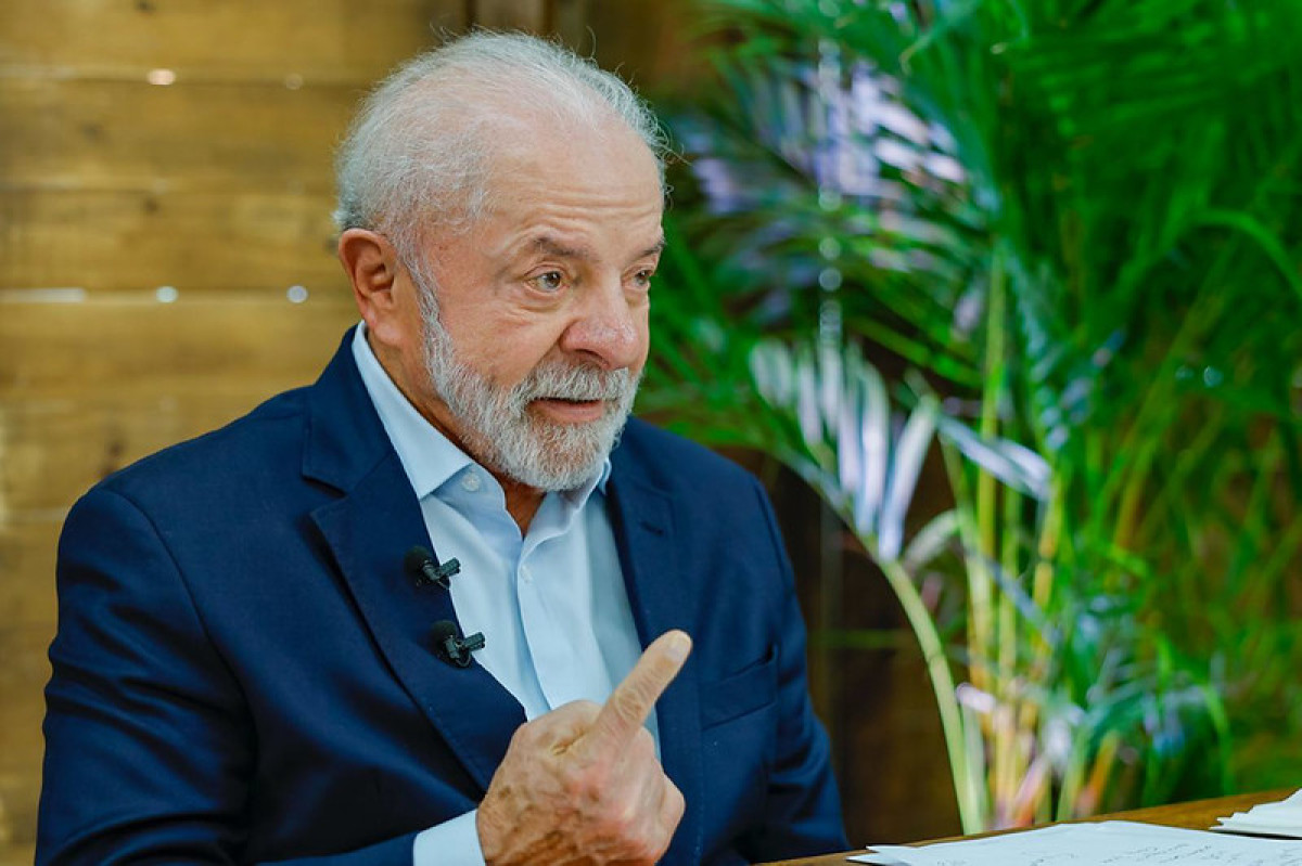 No momento, você está visualizando Lula cobra PEC da Segurança e fala em “guerra” contra crime