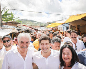 Leia mais sobre o artigo João Campos é recebido por multidão em Bonito e destaca necessidade de investimentos estaduais na região 