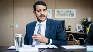 Leia mais sobre o artigo Governo vê Alcolumbre e Pacheco como votos indefinidos para indicação de Messias ao STF