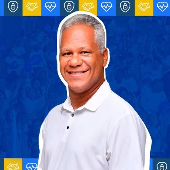 No momento, você está visualizando Vereador Armando Júnior divulga nota de esclarecimento após episódio na Festa da Pitomba