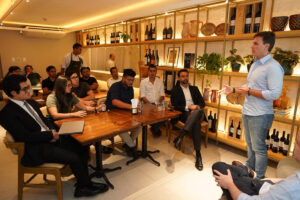 Leia mais sobre o artigo Em debate com jovens lideranças empresariais, Miguel Coelho discute projetos para Pernambuco