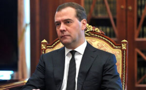 Leia mais sobre o artigo Dmitry Medvedev critica EUA e questiona papel como mediador de conflitos 