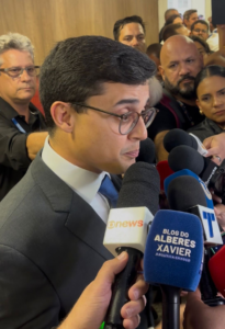 Leia mais sobre o artigo Victor Marques assume Prefeitura do Recife e garante continuidade do ritmo de gestão