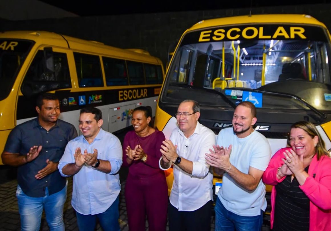 No momento, você está visualizando Vereador Biro Biro destaca entregas importantes para Jaboatão dos Guararapes ao lado de lideranças políticas