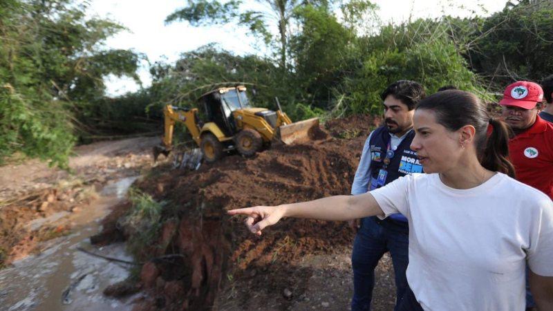 Leia mais sobre o artigo Raquel Lyra sanciona auxílio de R$ 2,5 mil para famílias atingidas pelas chuvas em Pernambuco