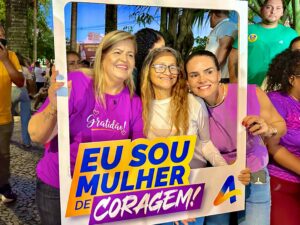 Leia mais sobre o artigo Mulheres de Atitude ganharam as ruas de Jaboatão dos Guararapes com alegria e união