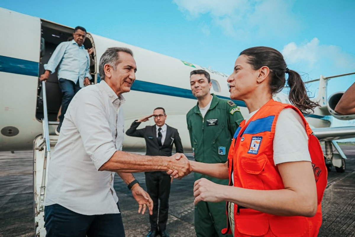 Leia mais sobre o artigo Raquel Lyra recebe ministro Waldez Góes para acelerar apoio a municípios atingidos pelas chuvas em Pernambuco