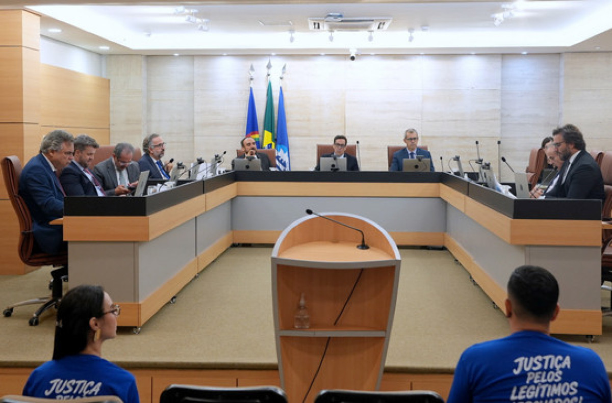 Leia mais sobre o artigo TCE-PE determina ajustes contábeis e operacionais na gestão de precatórios do Estado