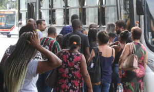 Leia mais sobre o artigo Centro-Oeste lidera renda média mensal no país em 2025