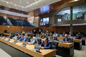 Leia mais sobre o artigo Alepe aprova criação de fundo ambiental e auxílio de R$ 2,5 mil para vítimas das chuvas em Pernambuco