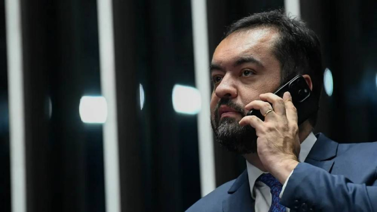 Leia mais sobre o artigo Castro afirma que decisões sobre a Refit seguiram critérios legais 