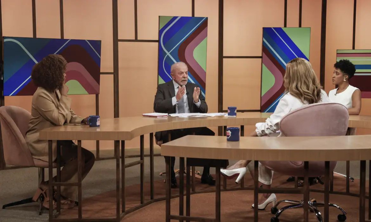 No momento, você está visualizando Lula diz que monitora preço dos combustíveis todos os dias