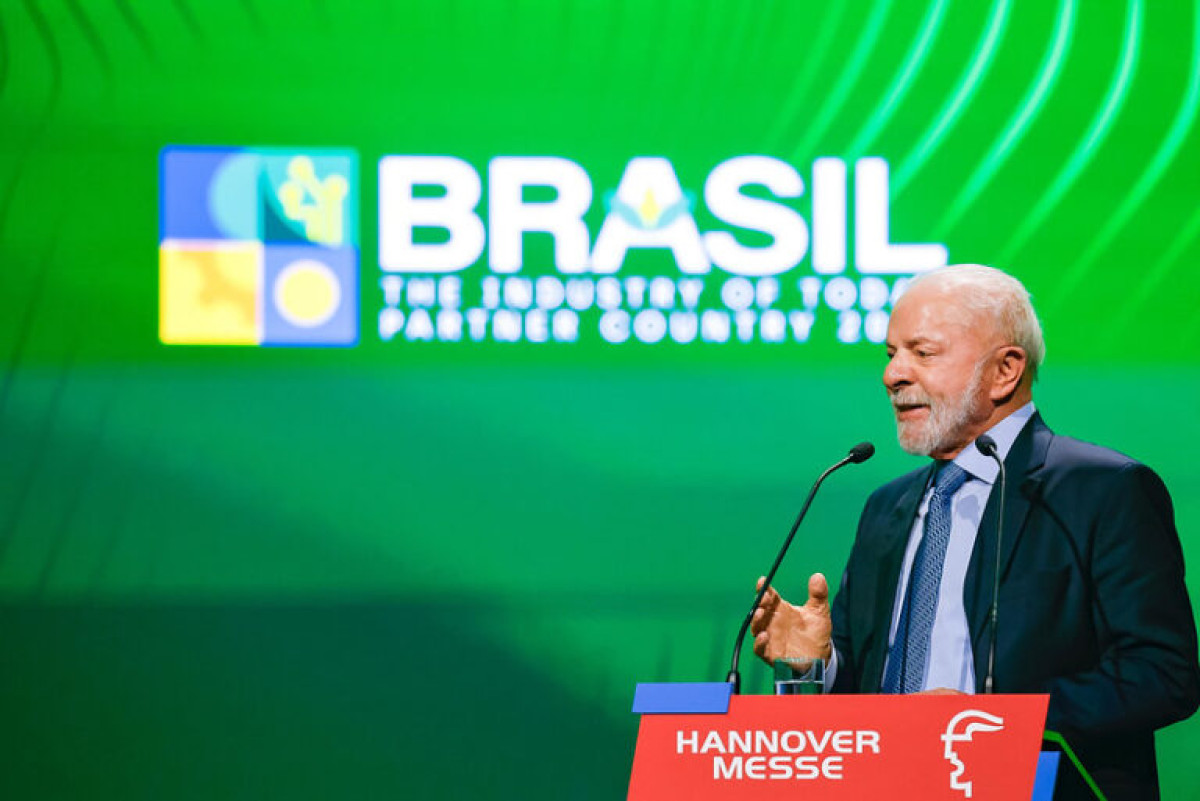 No momento, você está visualizando Lula diz que homens precisam dividir tarefas domésticas com mulheres
