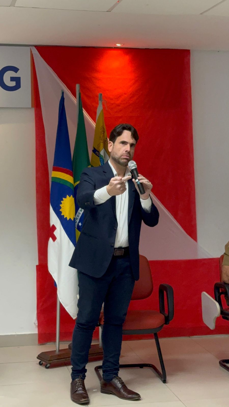 Leia mais sobre o artigo Vereador Eduardo Moura defende integração entre educação e combate ao crime em debate na UniFG