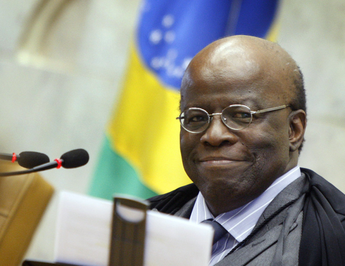 Leia mais sobre o artigo Joaquim Barbosa volta ao radar da sucessão presidencial pelo Democracia Cristã
