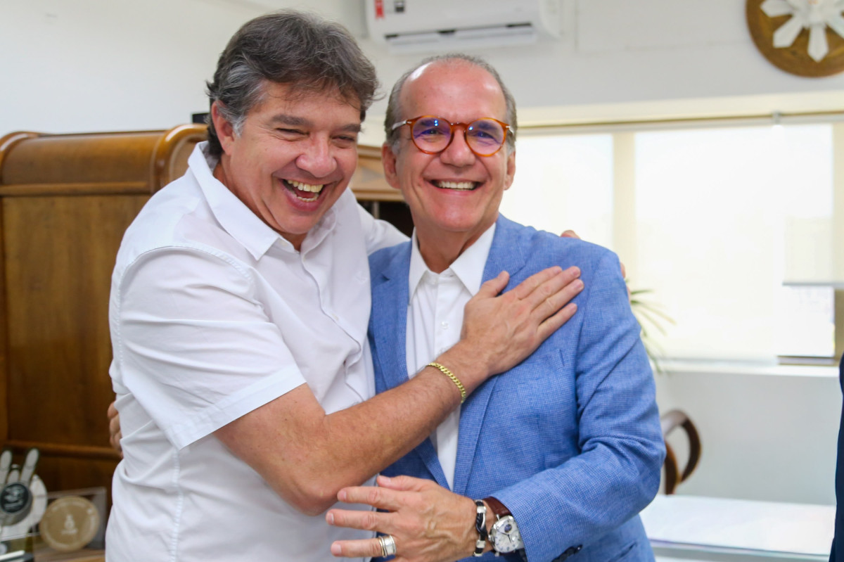 Leia mais sobre o artigo Deputado Guilherme Uchôa: “Dueire é equilíbrio e entrega na chapa de Raquel”
