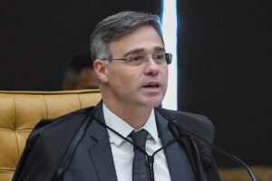 Leia mais sobre o artigo Mendonça se reuniu com Wagner antes de operação da PF