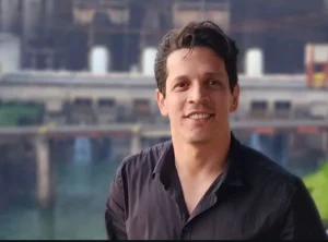 Leia mais sobre o artigo Se eleito, Prof. Jadson Caetano promete abrir mão de 100% do salário de deputado federal para investir em projetos sociais
