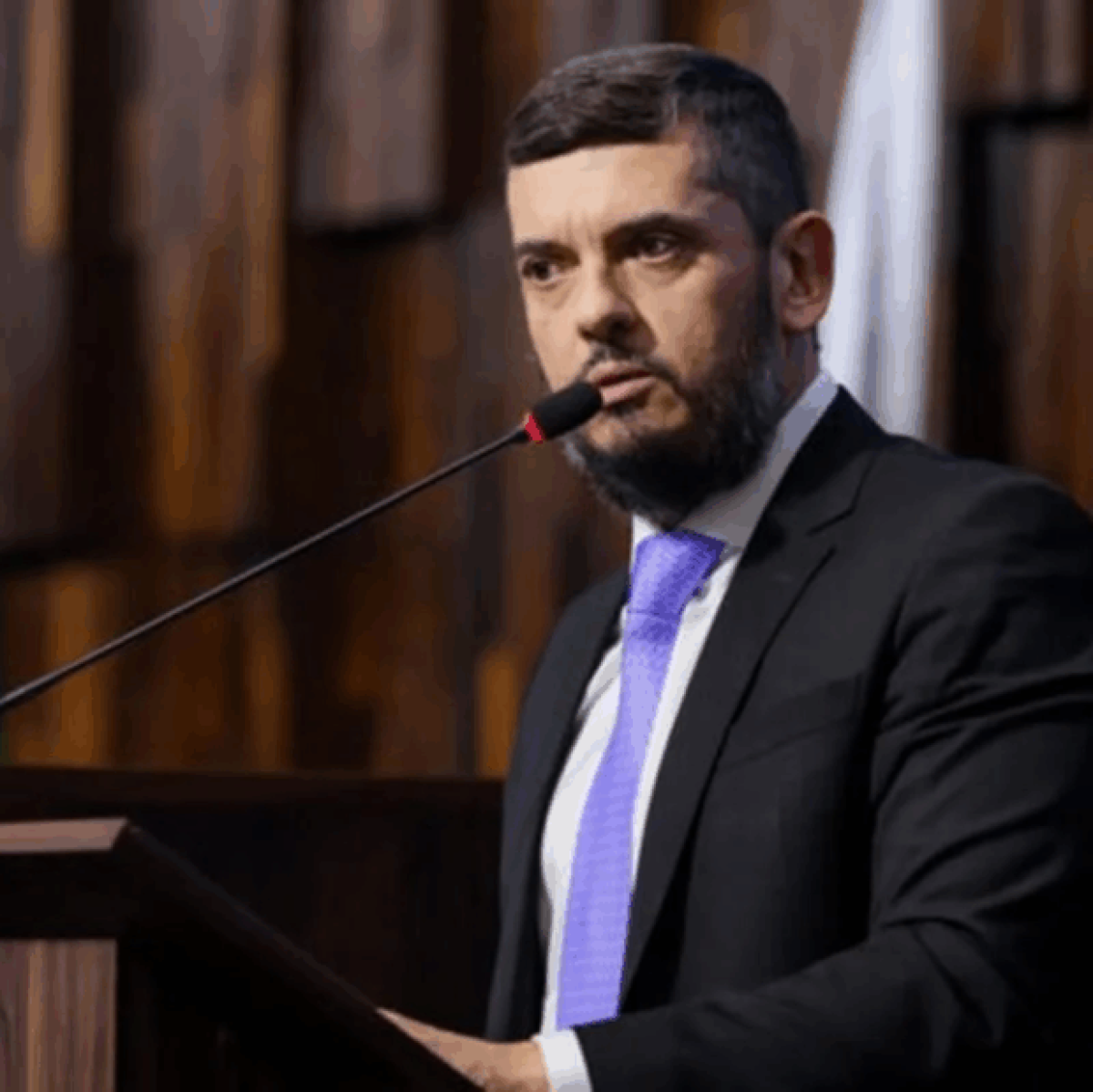 Leia mais sobre o artigo PF mira Bacellar e pastor Márcio Poncio em operação sobre ramificação do jogo do bicho no Executivo e Legislativo do Rio