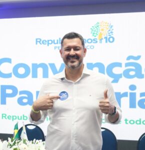 Leia mais sobre o artigo Betinho Gomes oficializa candidatura a deputado federal pelo Republicanos
