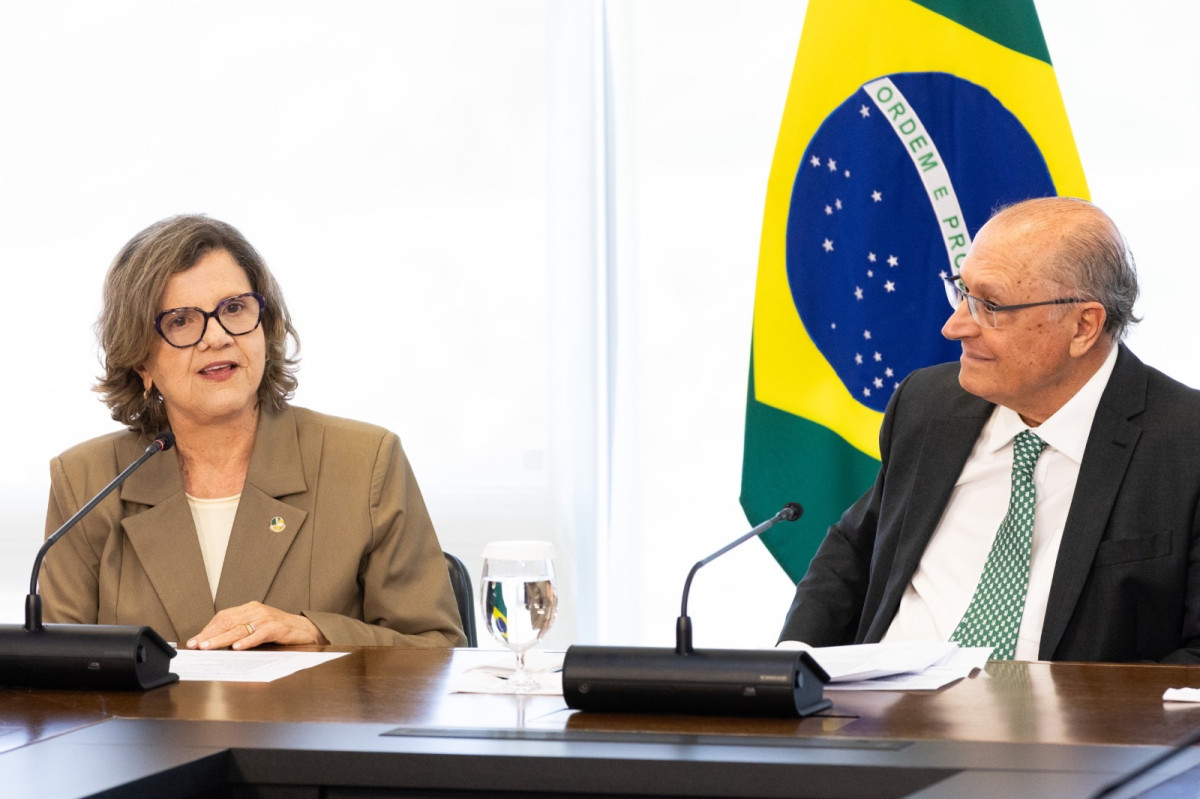 Leia mais sobre o artigo Assassinado após denunciar a corrupção, procurador Pedro Jorge é reconhecido como Herói da Pátria a partir de iniciativa da senadora Teresa Leitão