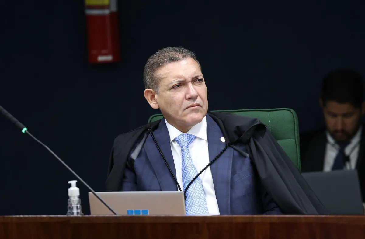 Leia mais sobre o artigo Nunes Marques reúne ministros do TSE na quinta para discutir IA na eleição 