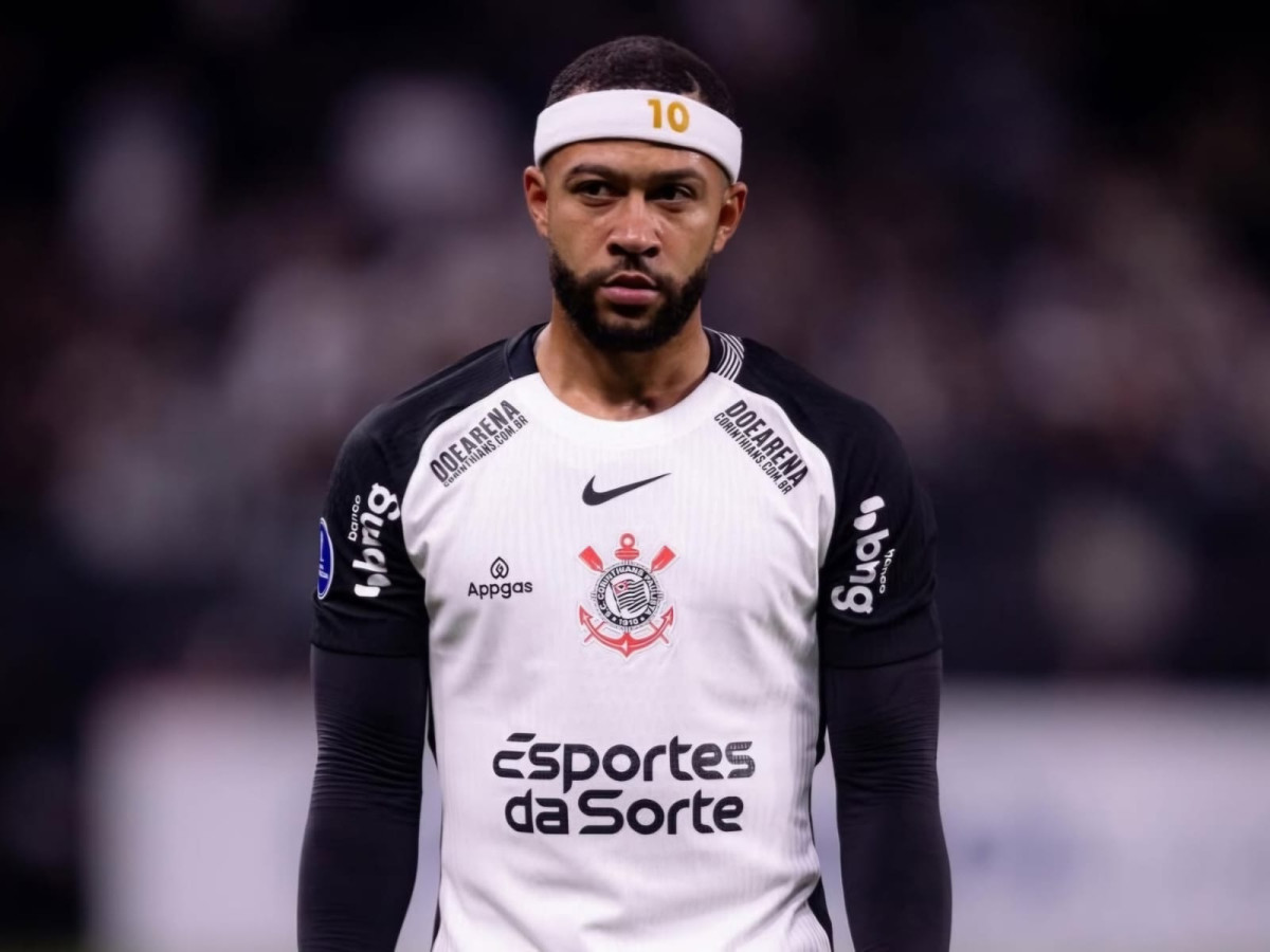 Leia mais sobre o artigo Pressão política e crise financeira selam a saída de Memphis Depay do Corinthians