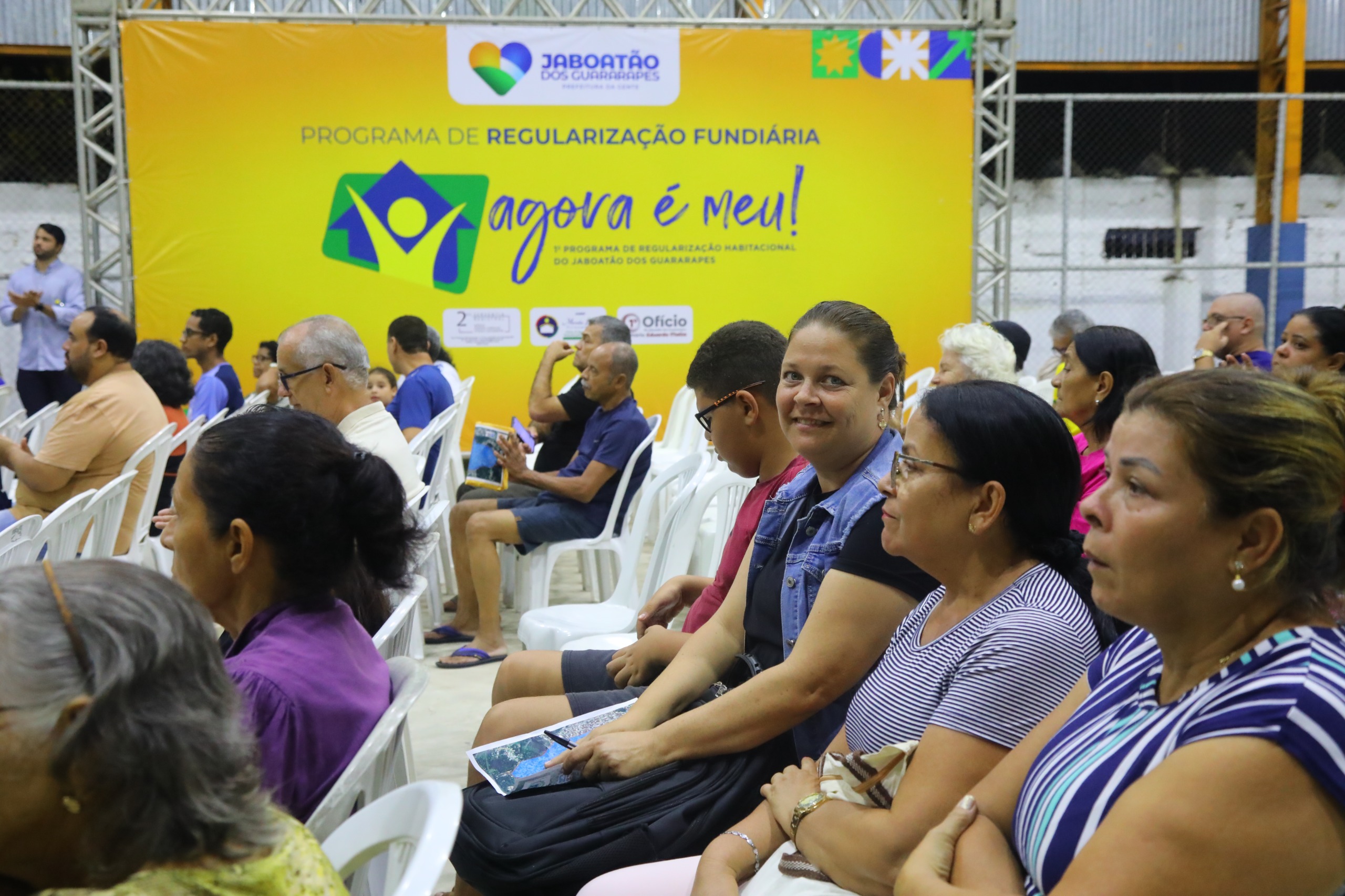 Leia mais sobre o artigo Prefeitura do Jaboatão amplia ações de regularização fundiária e beneficia 900 famílias da UR-11
