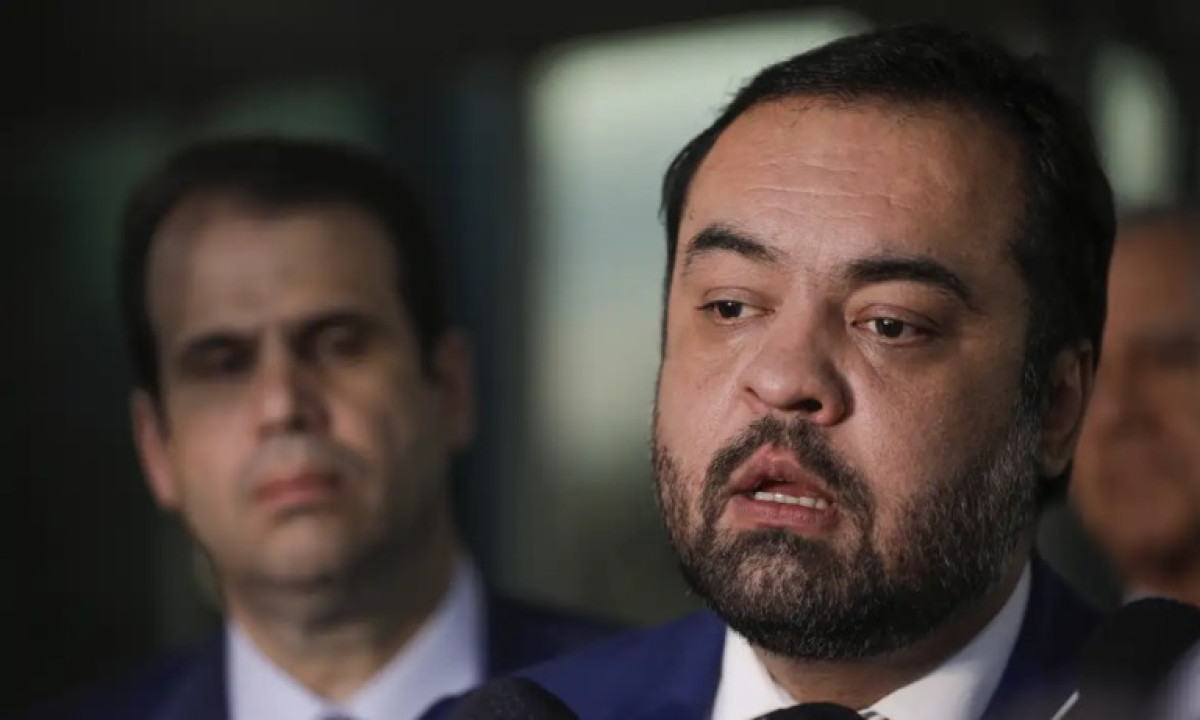 Leia mais sobre o artigo Endereço ligado a Castro é alvo da PF em nova fase de operação sobre a Refit
