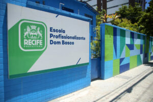 Leia mais sobre o artigo Giro Desenvolve Recife leva serviços e oportunidades de emprego para Casa Amarela