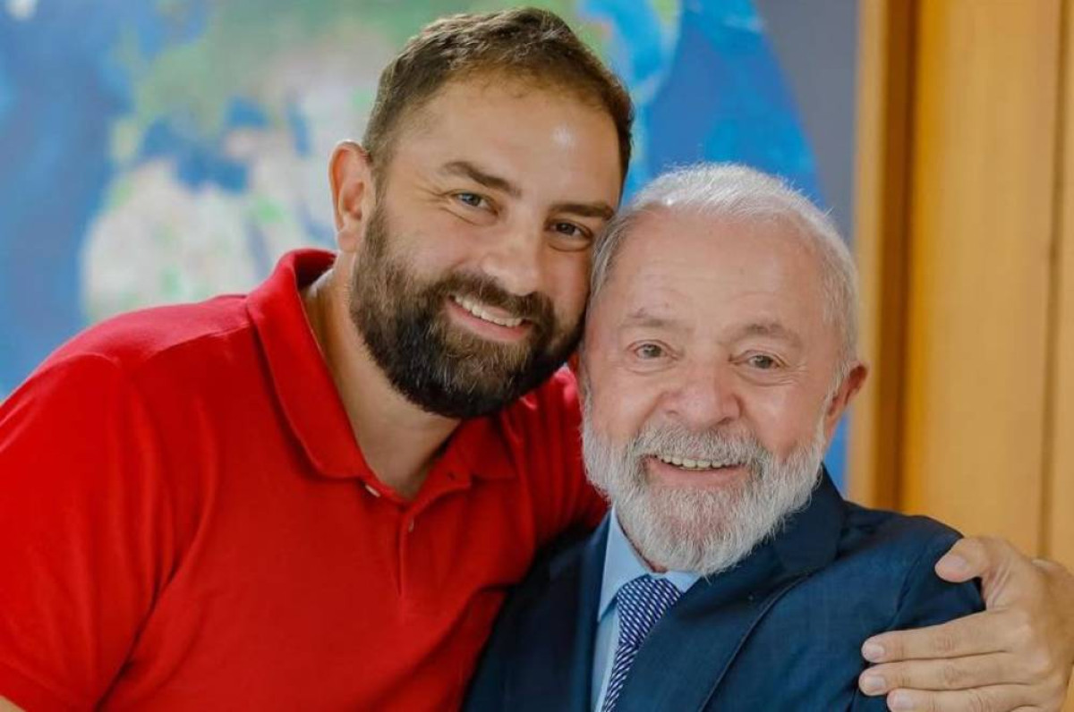 Leia mais sobre o artigo Petistas reclamam a Lula de supostos vazamentos seletivos da PF sobre Lulinha
