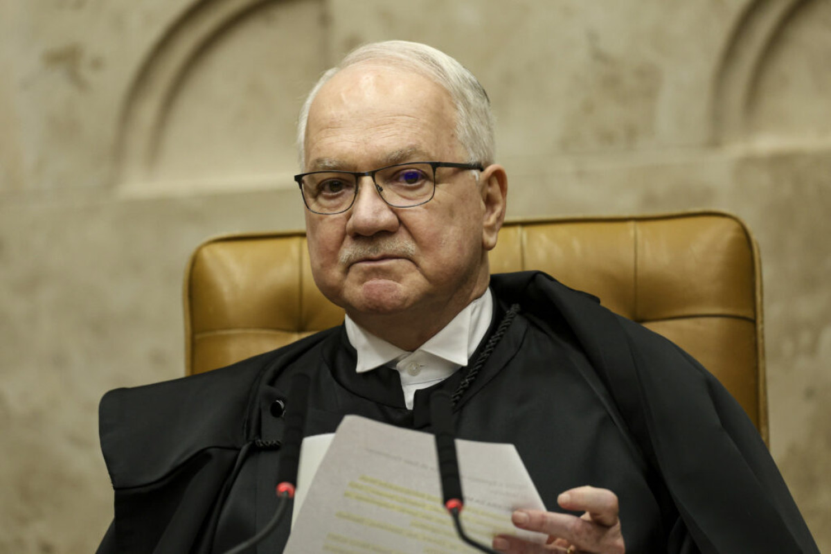 Leia mais sobre o artigo STF cria novo penduricalho após barrar verbas indenizatórias