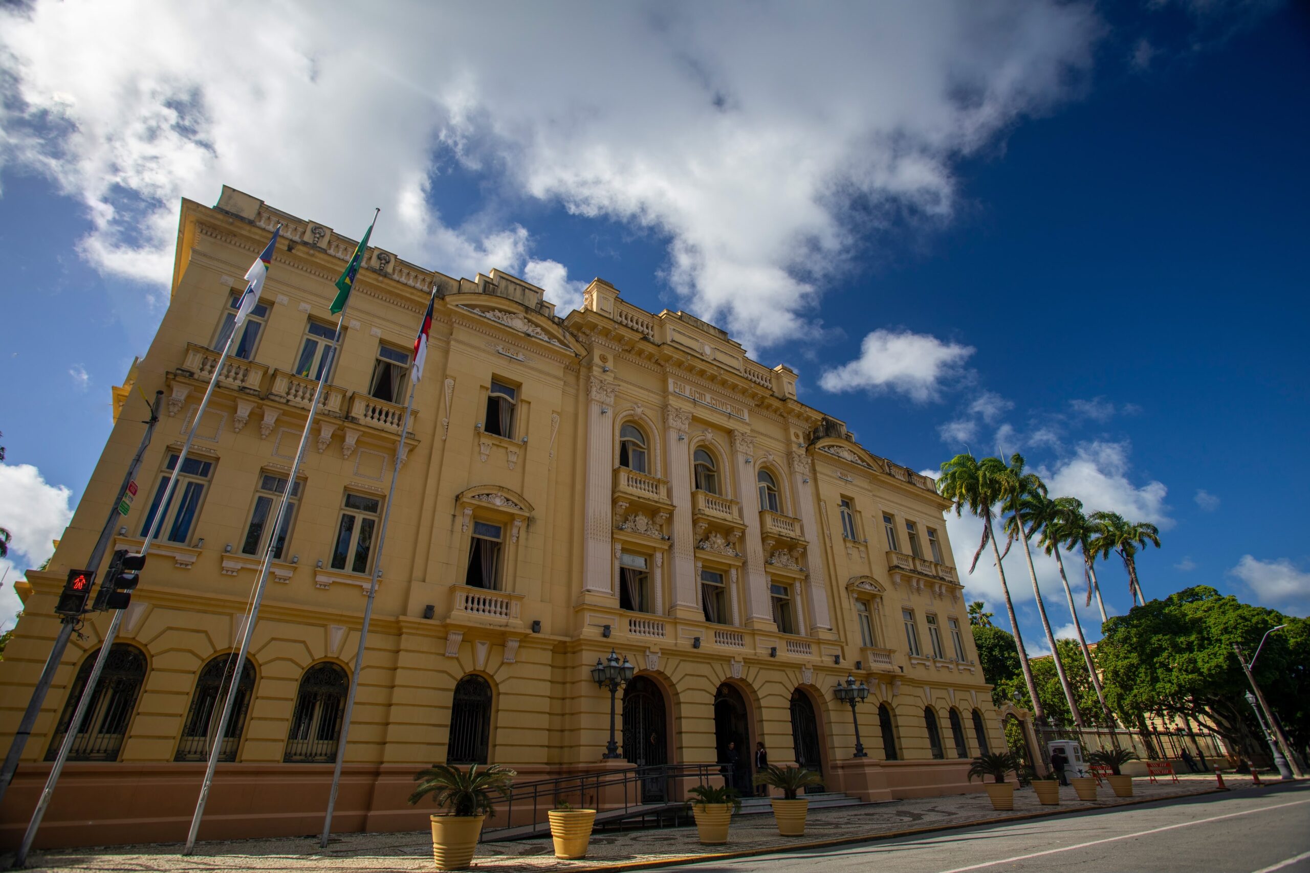 Leia mais sobre o artigo Governo de Pernambuco envia Projeto de Lei de Diretrizes Orçamentárias de 2027 à Alepe