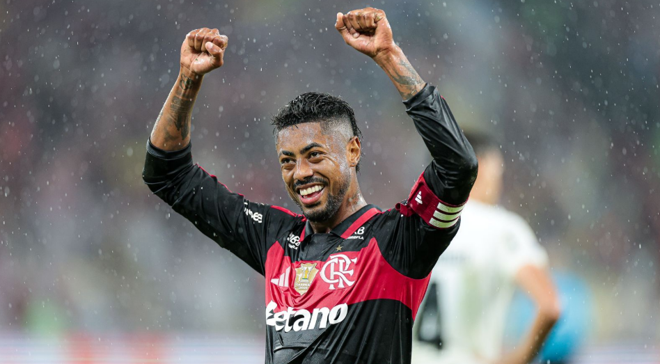 Leia mais sobre o artigo Flamengo vence o Corinthians no fim e retoma liderança do Brasileirão